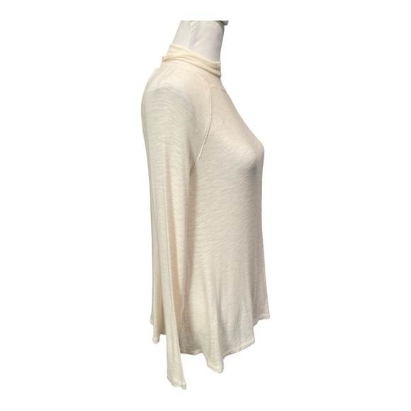 Intimately Free People Weekends Snuggle Long Sleeve Top Size M NWT - Picture 3 of 8
